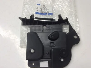 NUOVO supporto staffa supporto sinistro paraurti posteriore Ford Puma MK2 20 2487247 - Foto 1 di 6