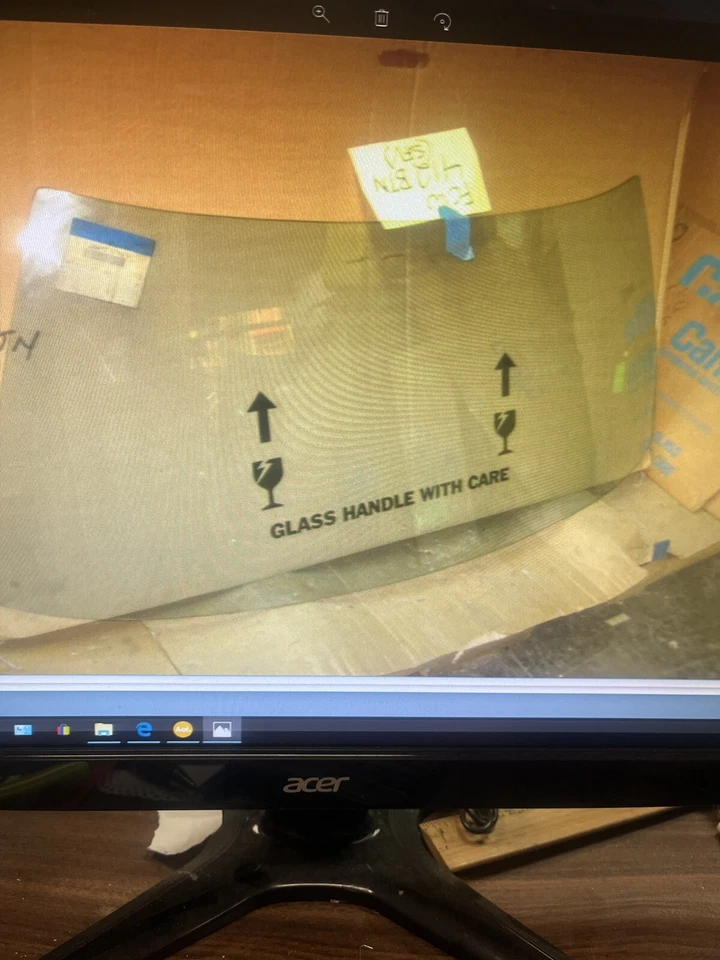 DATSUN 4D HATCHBACK SEDÁN PARABRISAS 1979-1980 (412) Foto 1 de 1