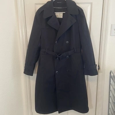 Gabardina negra forrada con cinturón Bill Blass para hombre talla 40L todo el clima Foto 1 de 4