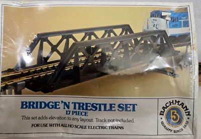 BACHMANN HO SCALE BRIDGE N TRESTLE SET 17 PIECE 46-1225 - Image 1 of 4