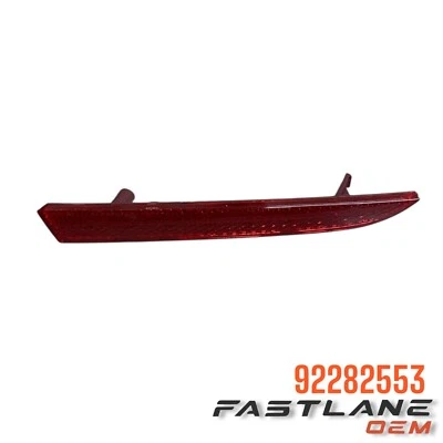 2016-2024 CHEVROLET CAMARO REAR BUMPER LEFT REFLECTOR NEW OEM 92282553 - Image 1 of 4