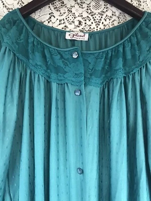 Camisón vintage Gilead verde oscuro encaje nailon botón bata talla pequeña manga larga de colección Foto 1 de 4