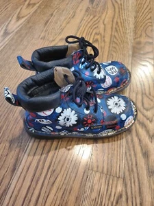 Vtg Dr Martens Limited Edition 5 hole Peace and Love Blue Boots Size Youth 11 - Picture 1 of 8
