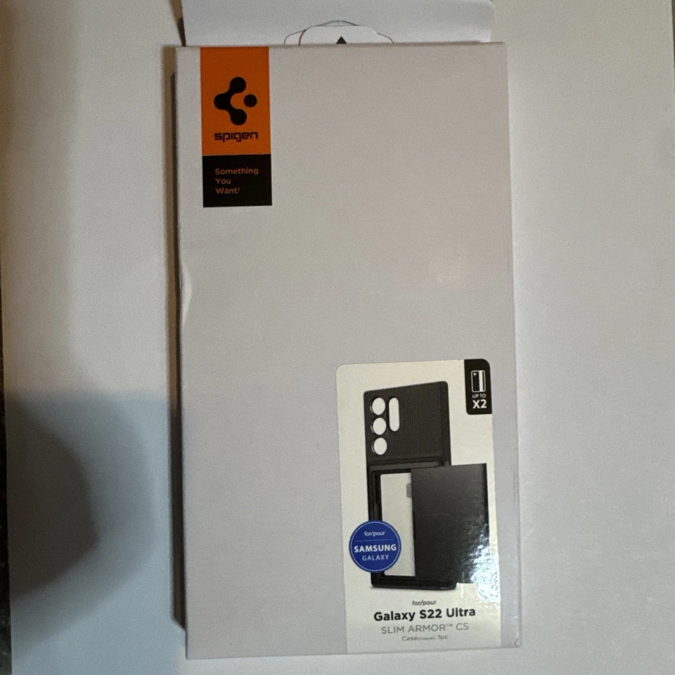 Spigen Slim Armor CS Case for Samsung Galaxy S22 Ultra - Black ACS03927 - Image 1 of 1