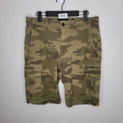 Vintage Y2k Lucky Brand Men Cargo Shorts Size 32 Adjustable Camo Green - Image 1 of 4