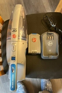 Hoover  Air Cordless Handheld Vacuum (For Parts Only) Please Read - Picture 1 of 7