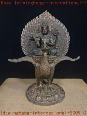 Antiguo templo budista tibetano bronce dorado Mahamayuri Buda estatua de dios guardián Foto 1 de 4