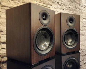 Episode ES-HT-IRMON-6-WAL Bookshelf Loudspeakers - Walnut - Picture 1 of 6