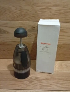 New / Unused Betterware Vegetable Chopper Boxed Kitchen - Picture 1 of 7