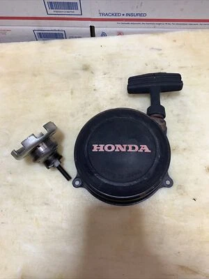 Good Used 86 Honda Fourtrax 125 2x4 Pull Start Recoil TRX125 28400-VM6-681 - Image 1 of 4
