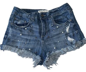 Vintage Havana Women’s Pearl Stud Embellished Distressed Denim Jean Shorts 25 - Picture 1 of 3