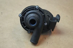 06-11 W219 MERCEDES CLS63 CLS55 AUXILIARY AUX SECONDARYWATER PUMP 2118350014 - Picture 1 of 8
