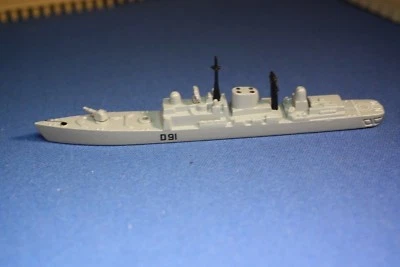 HMS Nottingham Batch Two Type 42 Limited Edition D91 destroyer unboxed Triang - Image 1 of 4