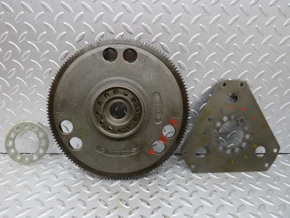 Anillo de arranque de volante Mercedes-Benz W123 280E 1100320001 Foto 1 de 4