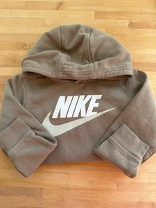 Felpa con cappuccio ragazzo Nike marrone chiaro taglia 6 - Foto 1 di 9
