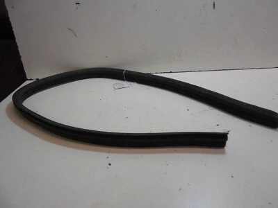 03-12 Mercedes R230 SL500 SL55 Parabrisas Delantero Capucha Resistente Junta Sello Foto 1 de 4