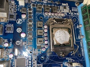 Gigabyte GA-H67MA-USB3-B3 mATX + Intel I7-2600 3.4 CPU + 16GB RAM + Cpu Cooler - Picture 1 of 8