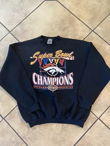 Logo 7 Nfl Denver Broncos Super Bowl 32 Champions Crewneck Sweater Pullover - Picture 1 of 2