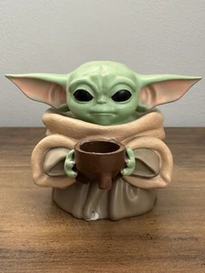 Disney Baby Yoda Figurine Lucasfilm Ltd. Mandalorian Bowl Star Wars Grogu Statue - Picture 1 of 5