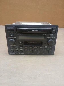 Volvo Radio SC-901 con reproductor de MP3 reproductor de CD 3533896 - 4969 - Imagen 1 de 5