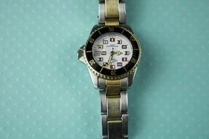 RARE!! Del Mar Women's Two Tone Classic Nautical Flag Watch - Picture 1 of 9