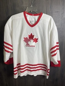 Camiseta deportiva de hockey vintage Team Canada CCM Maska para hombre XXL blanca bordada - Imagen 1 de 9