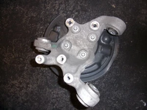 2460406 Mercedes-Benz A -B-C Class W246 Stub Axle Rear Right - Picture 1 of 2