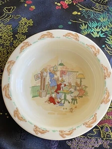 Royal Doulton Bunnykins Albion 7" Round Baby Plate Bowl "Spring Cleaning" - Picture 1 of 4