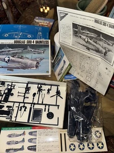 1/48 SCALE NICHIMO DOUGLAS SBD-4 DAUNTLESS WW II FIGHTER PLASTIC MODEL KIT - Picture 1 of 11