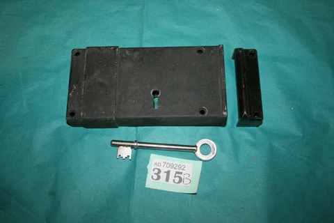 Reclaimed  Vintage Union 3 Lever Rim Lock  With Key & Keep ref 315B Cover