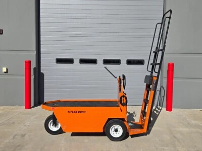2017 TAYLOR DUNN SC-100-36 ELECTRIC 36 VOLT PAYLOADER UTILITY VEHICLE STOCKCHASE - Image 1 of 4