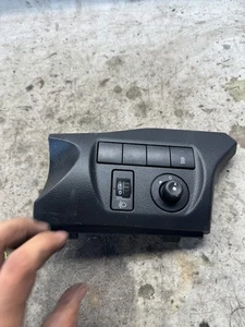 Citroen Berlingo Peugeot Partner Wing Mirror Adjust Switch Trim 9675113977 - Picture 1 of 4