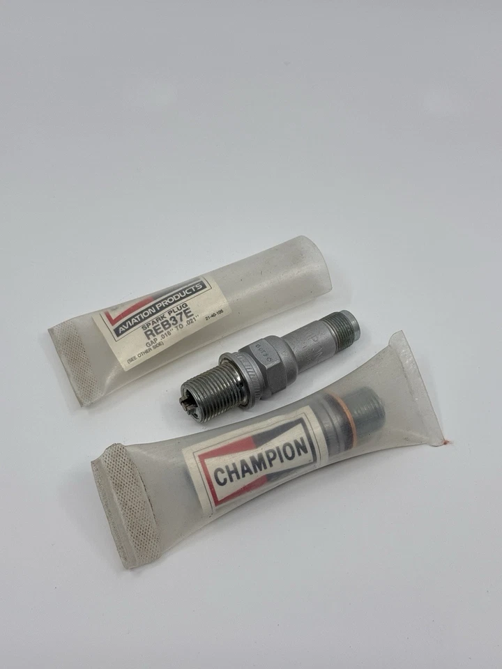 Champion REB37E Spark Plug - Image 1 of 1