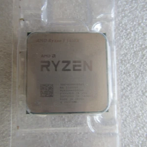 AMD Ryzen 5 5600X (Zen 3) 6-Core 3,7 GHz Sockel AM4 Desktop Prozessor - Bild 1 von 3