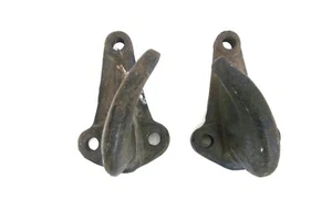 Chevy • GMC Pair truck tow hooks 1960-1972? GM Part #2133366RH Rare - Imagen 1 de 8