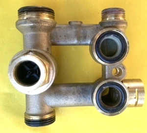 Bloc Hydraulique Gauche ( S62772 ) pour Chaudière De Dietrich MCR et MCX - Imagen 1 de 6