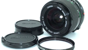 Excellent3 Canon New FD NFD 28mm F2 MF Wide Angle Prime Lens from Japan - Picture 1 of 10