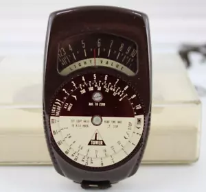 SEARS AND ROEBUCK TOWER LIGHT EXPOSURE METER WITH CASE AND STRAP TESTED WORKS - Picture 1 of 13