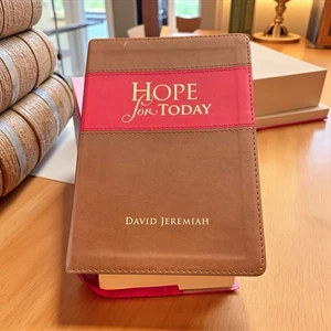 Hope For Today Dr David Jeremiah Leather Book Devotional Turning Point  - Picture 1 of 7