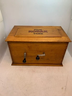 ANCIENNE BOITE KODAK POUR FILM TANK - Photo 1/4