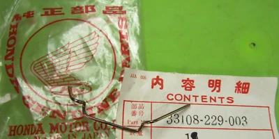 本田 ATC185 FL250 车头灯支架弹簧 p/n 33108-229-003🔥NOS🔥OEM 🔥1 计数 — 第 1/4 张图片