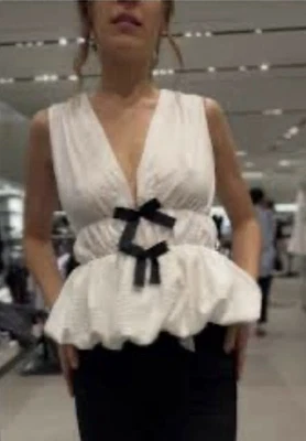 Blusa ZARA Blanca Texturizada Lazo Frontal Detallada Talla Pequeña  Foto 1 de 4