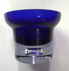 Colbalt Blue Windlichthalter von Party Lite mit kontrollierter Blase auf der Unterseite - Bild 1 von 8
