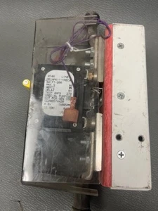 LINEAGE POWER J2008002 L008 CC109149778 200A BATTERY BREAKER DISCONNECT - Picture 1 of 4