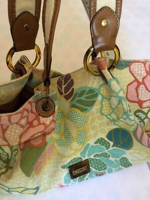 Bolso tote marca RELIC algodón floral Foto 1 de 4