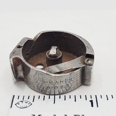 Original Vintage Singer 29 Shuttle Hook  Simanco 81993 USA Made Race Bobbin 29k - image 1 of 4