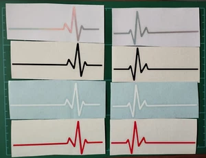 2 ADESIVI PRESPAZIATI TUNING BATTITO CUORE ELETTROCARDIOGRAMMA cm. 12x4,5 - Foto 1 di 1