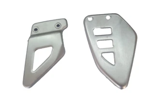 ALETTE SUPPORTO POGGIAPIEDI PEDANA ANTERIORI DX E SX SUZUKI SV 650 1999- 2002 - Imagen 1 de 4