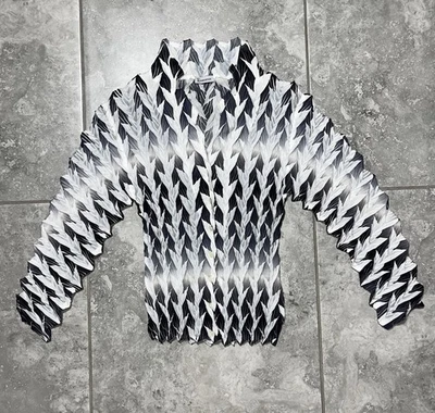 Camisa Blusa Komarov Manga Larga Botón Arrugado Negra Blanca Geométrica Abstracta M Foto 1 de 4