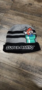 Cappello berretto Nintendo Super Mario in maglia usato Nintendo.  Box38 - Foto 1 di 6